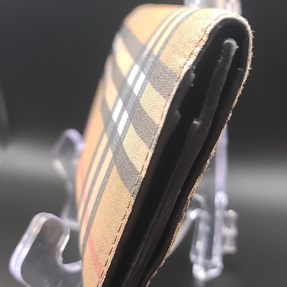 Burberry bifold wallet - Picture 4 of 13